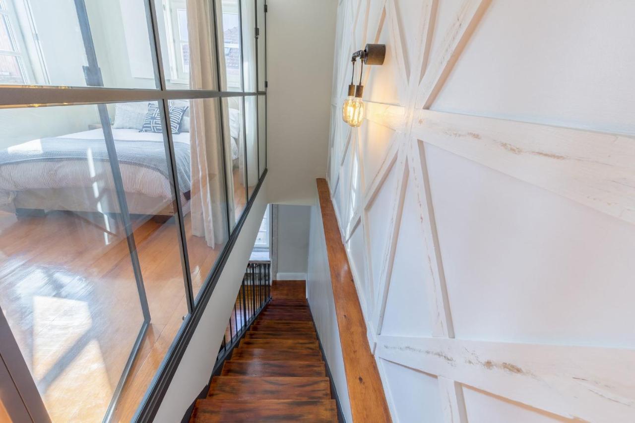 Elegant 2Br Duplex In City Center By Lovelystay Porto Exterior photo