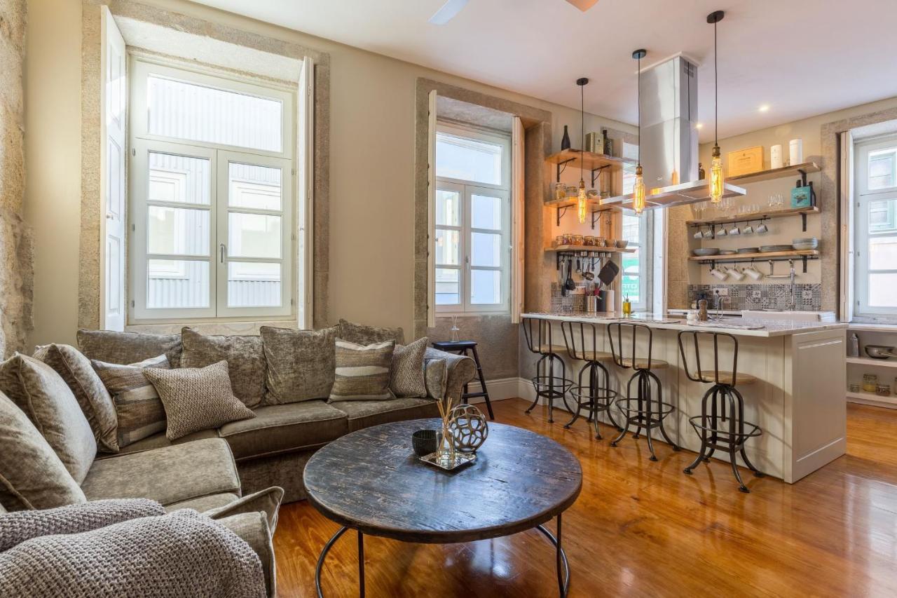 Elegant 2Br Duplex In City Center By Lovelystay Porto Exterior photo