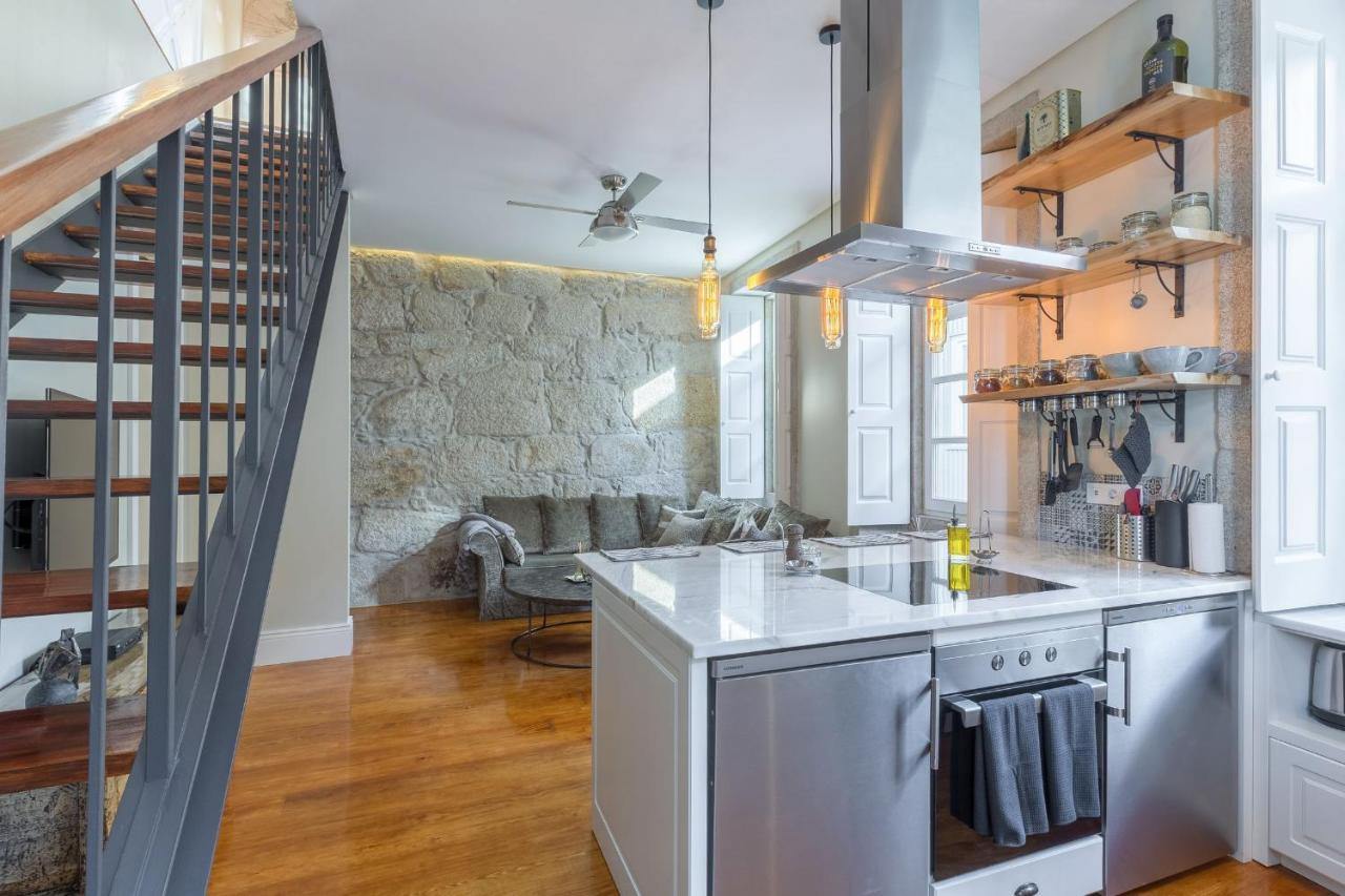 Elegant 2Br Duplex In City Center By Lovelystay Porto Exterior photo